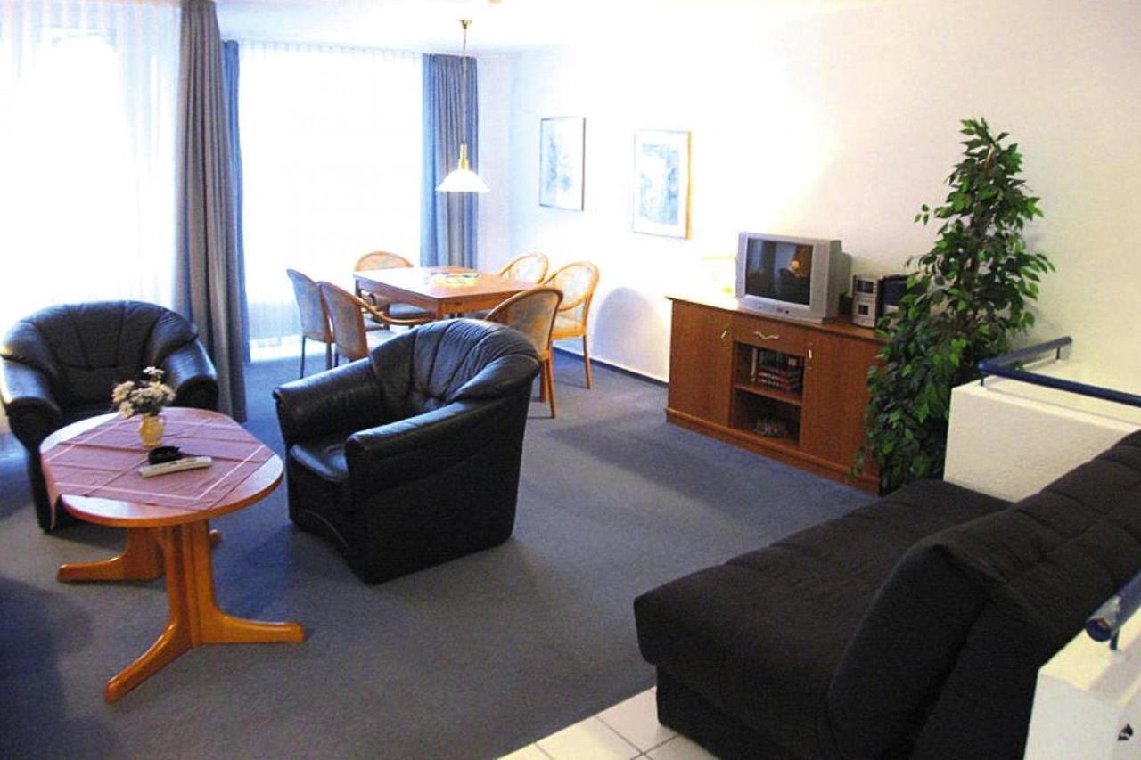 Apartment In Cuxhaven With A Shared Pool Exteriör bild